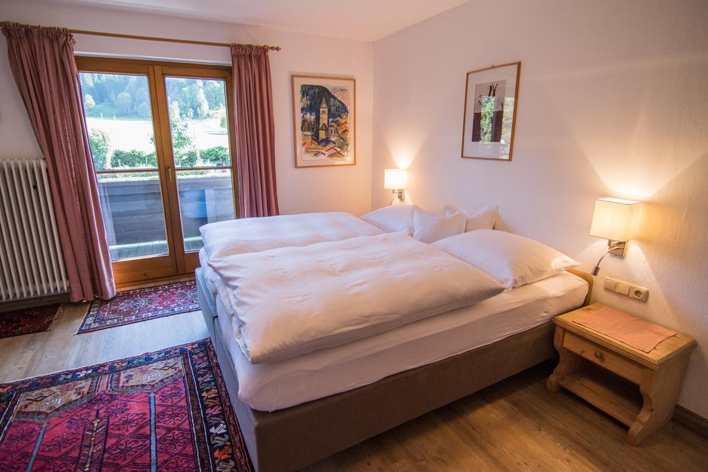 Pension Landhaus Gasteiger Kitzbühel Exterior foto