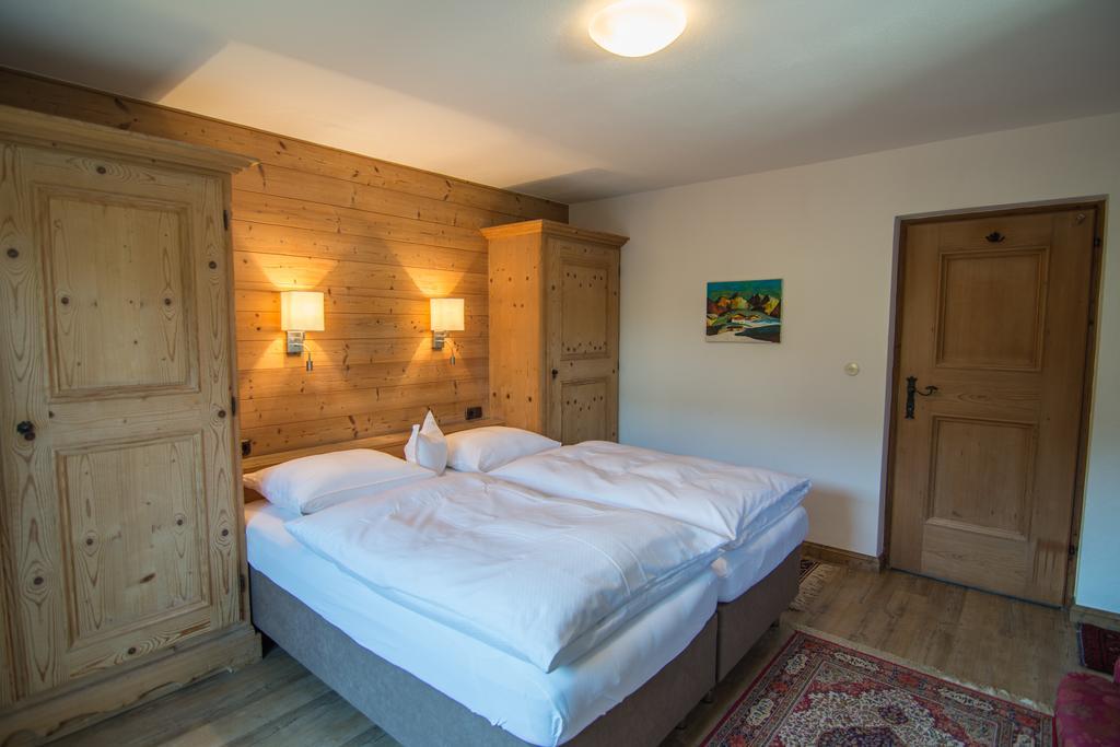 Pension Landhaus Gasteiger Kitzbühel Exterior foto