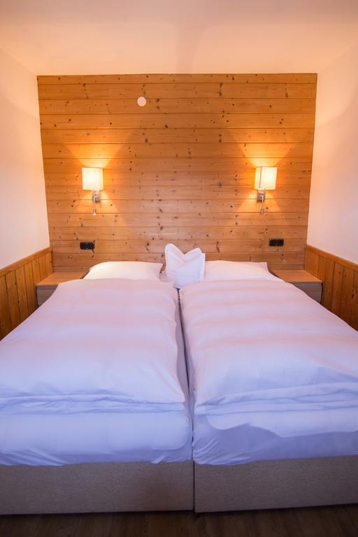Pension Landhaus Gasteiger Kitzbühel Exterior foto